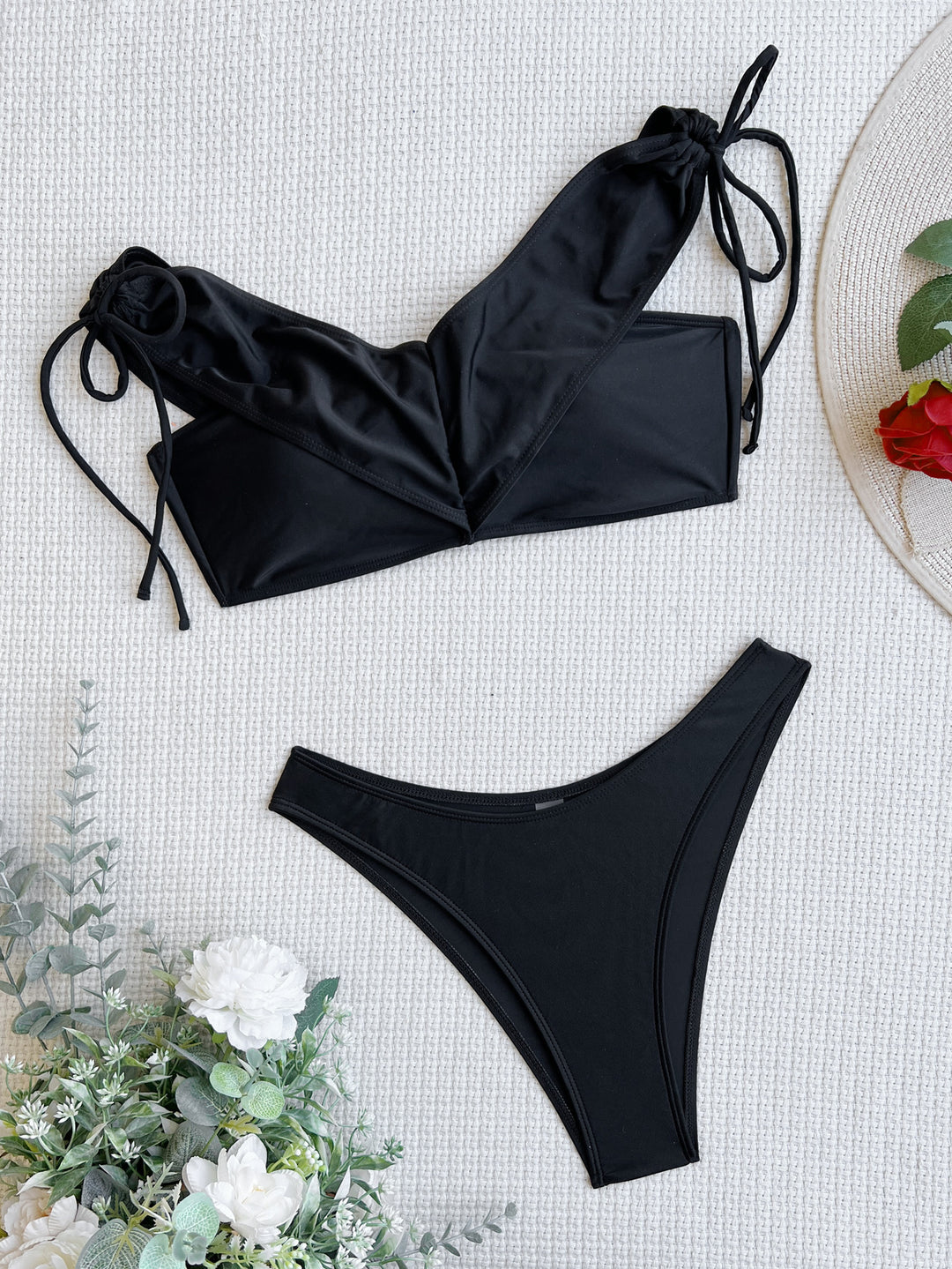 Damen Bandeau-Bikini mit verstellbaren Trägern und elegantem Twist-Design Drune
