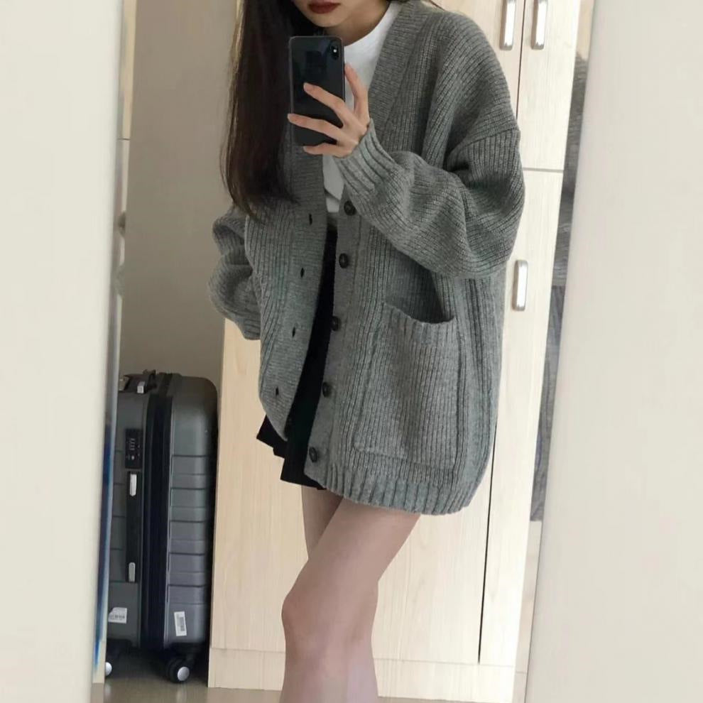 Damen kuschelige Strickjacke mit tiefem V-Ausschnitt und großen Taschen Drune