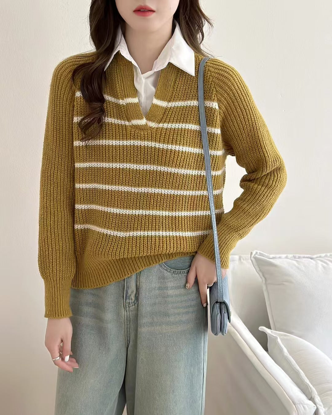Damen Strickpullover mit V-Ausschnitt und gestreiftem Design Drune