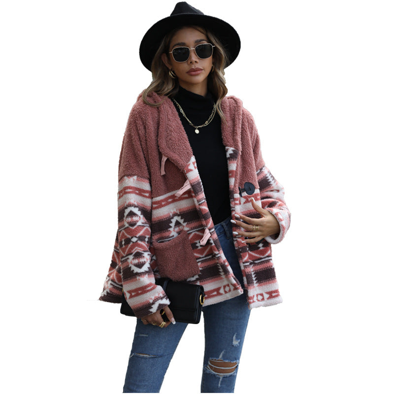 Damen Plüschjacke mit traditionellem Muster und praktischen Taschen Drune