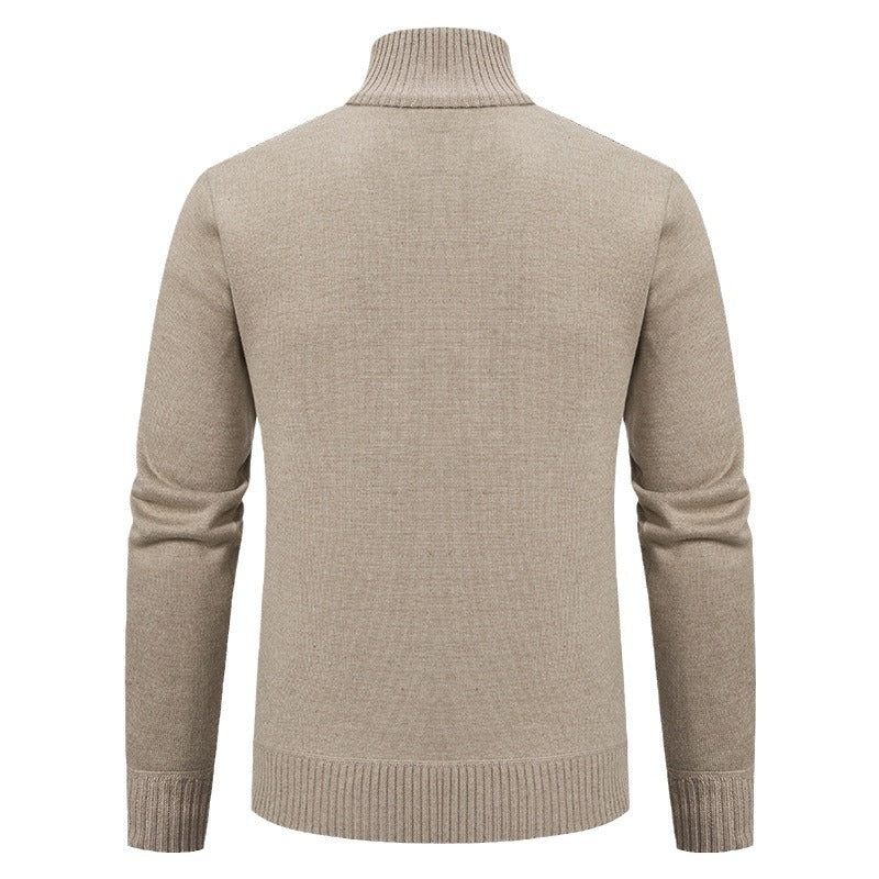Herren Strickjacke mit modernem Zopfmuster und hohem Stehkragen Drune