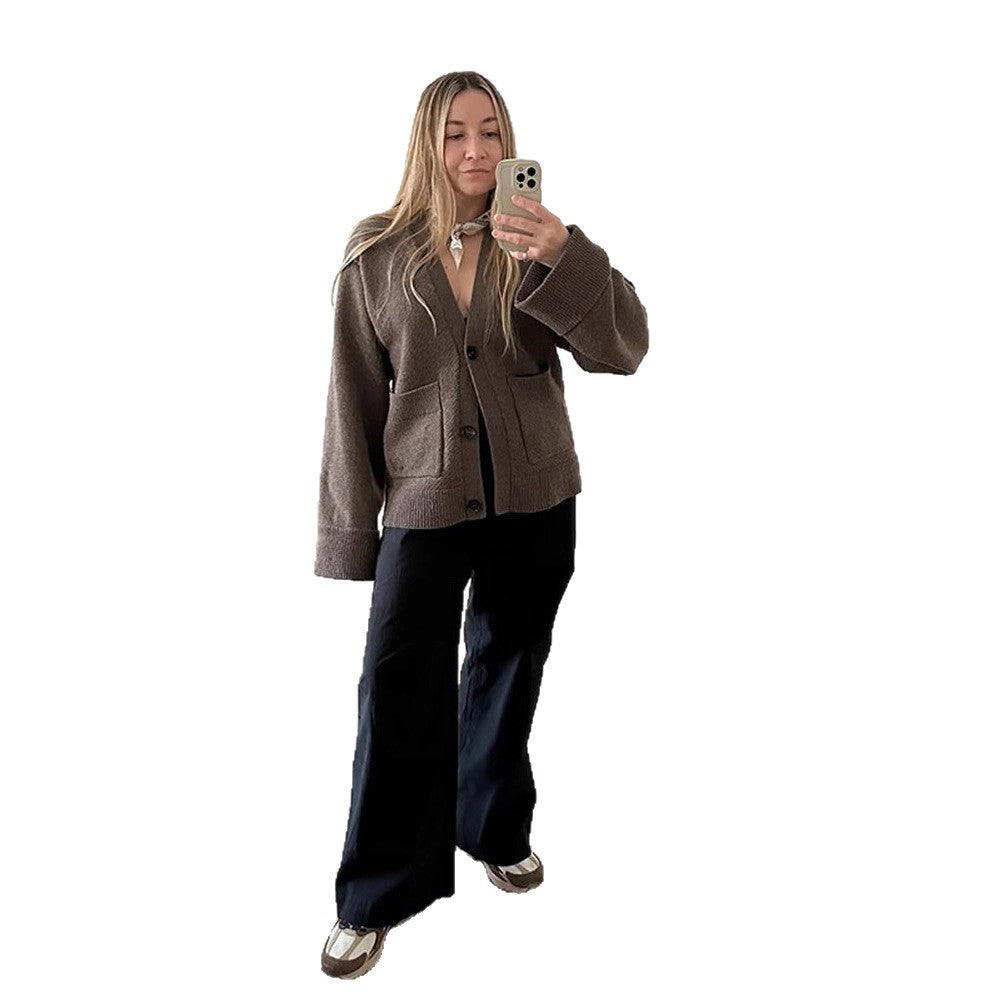Damen lässige Strickjacke mit tiefem V-Ausschnitt und praktischen Taschen Drune