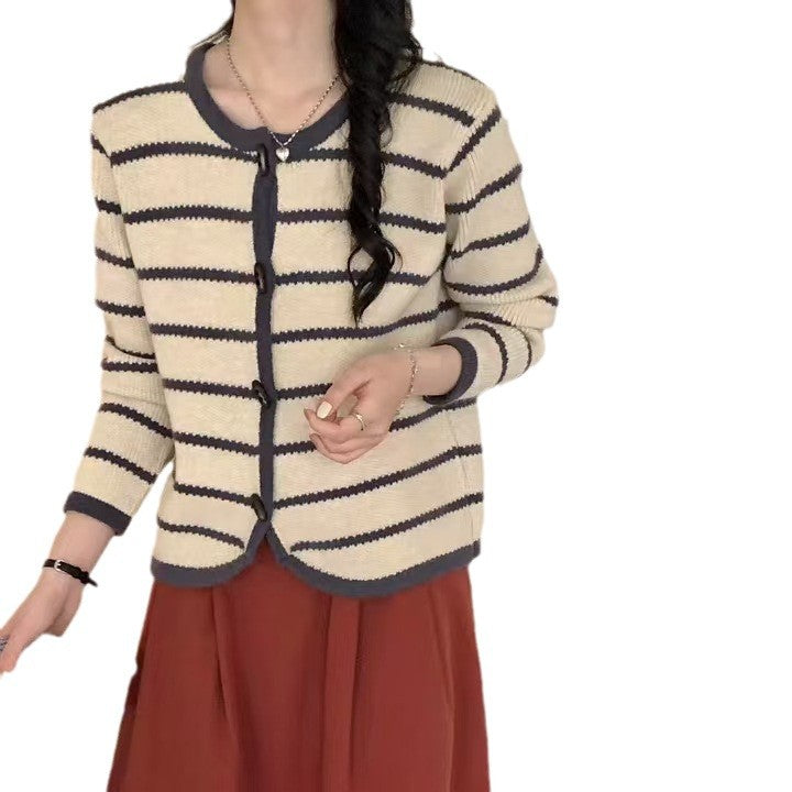Damen Strickjacke mit gestreiften Design und eleganten Knopfdetails Drune