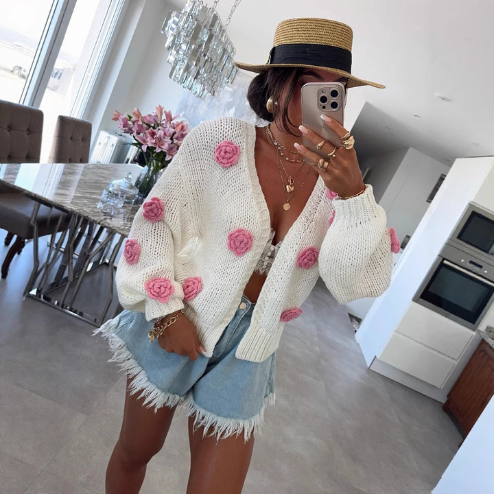 Damen luftige Strickjacke mit bunten Blumenapplikationen Drune