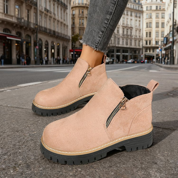 Damen nan knöchelhohe Wildlederimitat-Stiefelette mit seitlichem Reißverschluss, Zuglasche und robust profilierter Gummisohle Drune