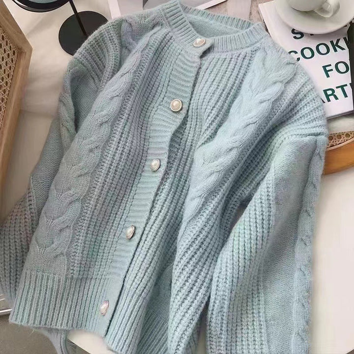 Damen Kuscheliger Strickcardigan mit Perlenknopfdetails und Zopfstruktur Drune