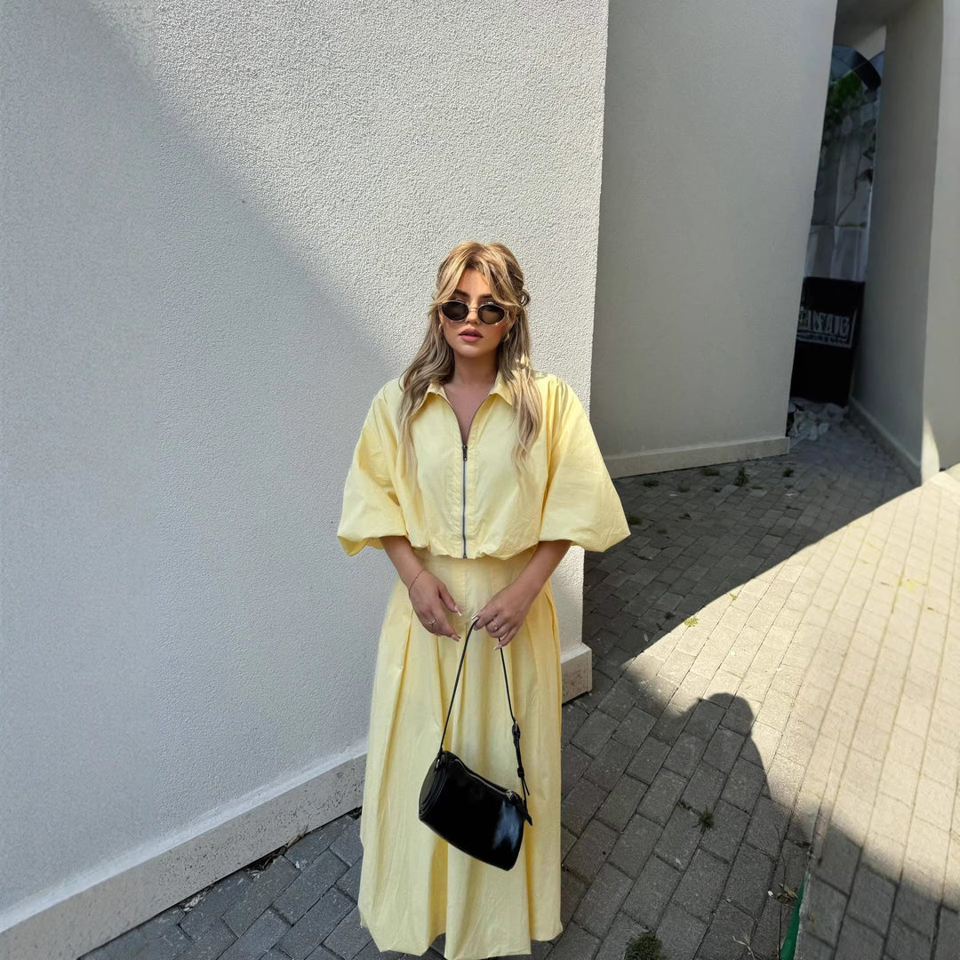 Damen Elegantes Maxikleid mit hochgeschlossenem Oberteil und weitem Saum