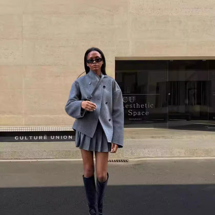 Damen Modische und elegante Kurzjacke mit innovativem Schnitt Drune