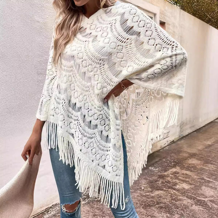Damen Strickponcho mit auffälligem Häkelmuster und modischen Fransen Drune