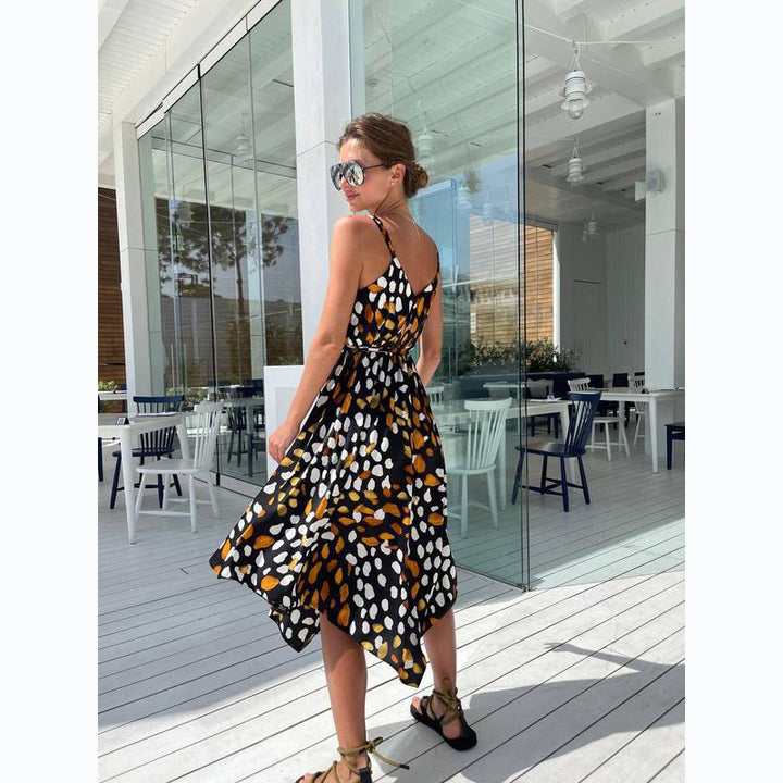 Damen Maxikleid mit elegantem Wickeldesign und modischen Rüschendetails Drune