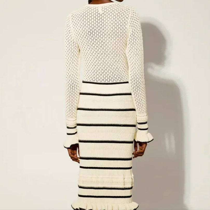 Damen Strickmaxikleid mit raffiniertem Lochmuster und kontrastierendem Streifen Drune