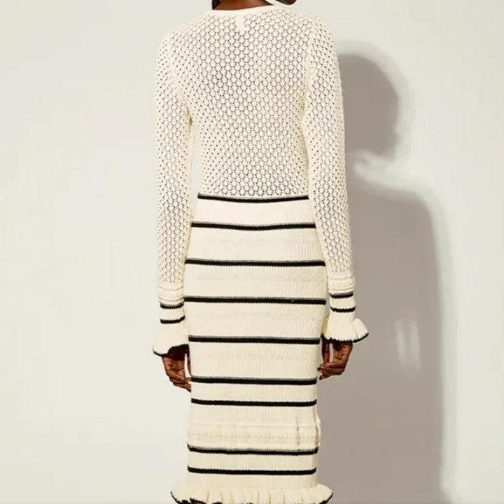 Damen Strickmaxikleid mit raffiniertem Lochmuster und kontrastierendem Streifen Drune