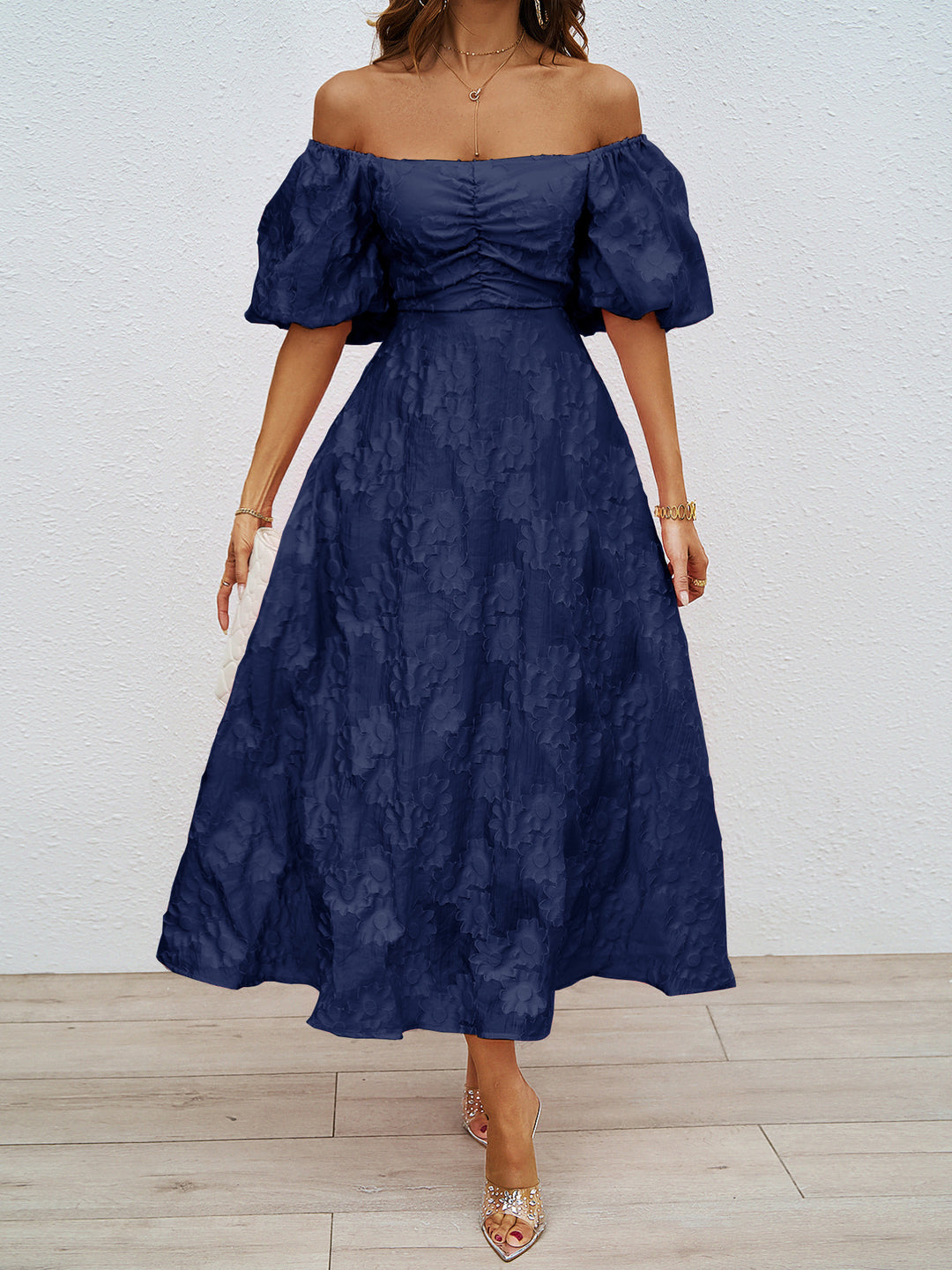 Damen elegantes Maxi-Kleid mit floralem Relief und schulterfreiem Design Drune