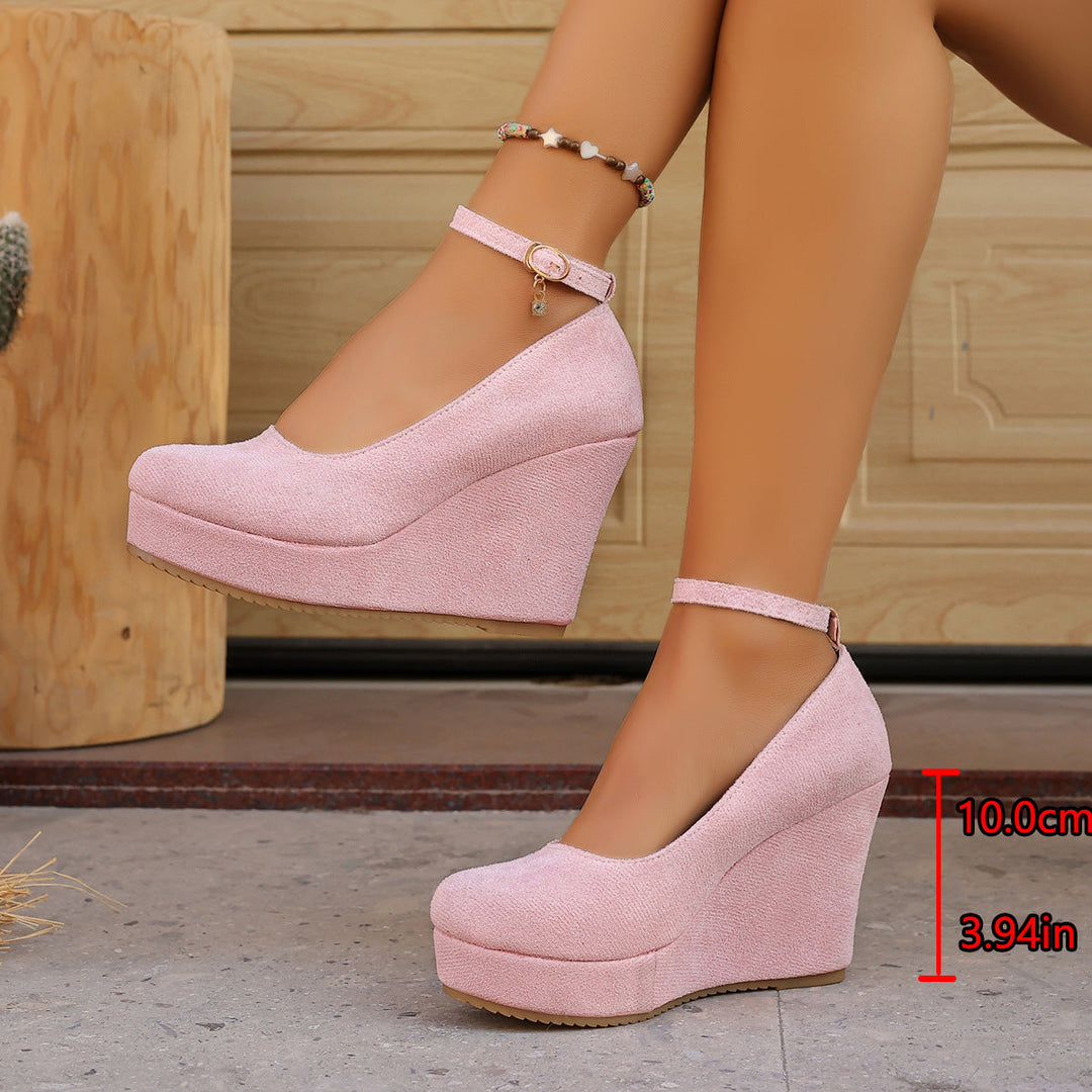 Damen Wedge-Pumps mit dekorativem Riemchen und exzellentem Fußbett Drune