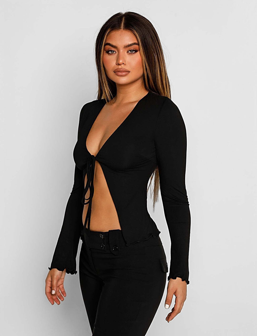 Damen langärmliges Oberteil mit tiefem V-Ausschnitt und floralem Design Drune