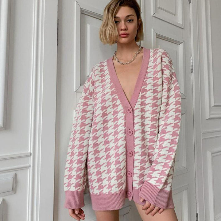 Damen Strickjacke mit modischem Karomuster und tiefem V-Ausschnitt Drune