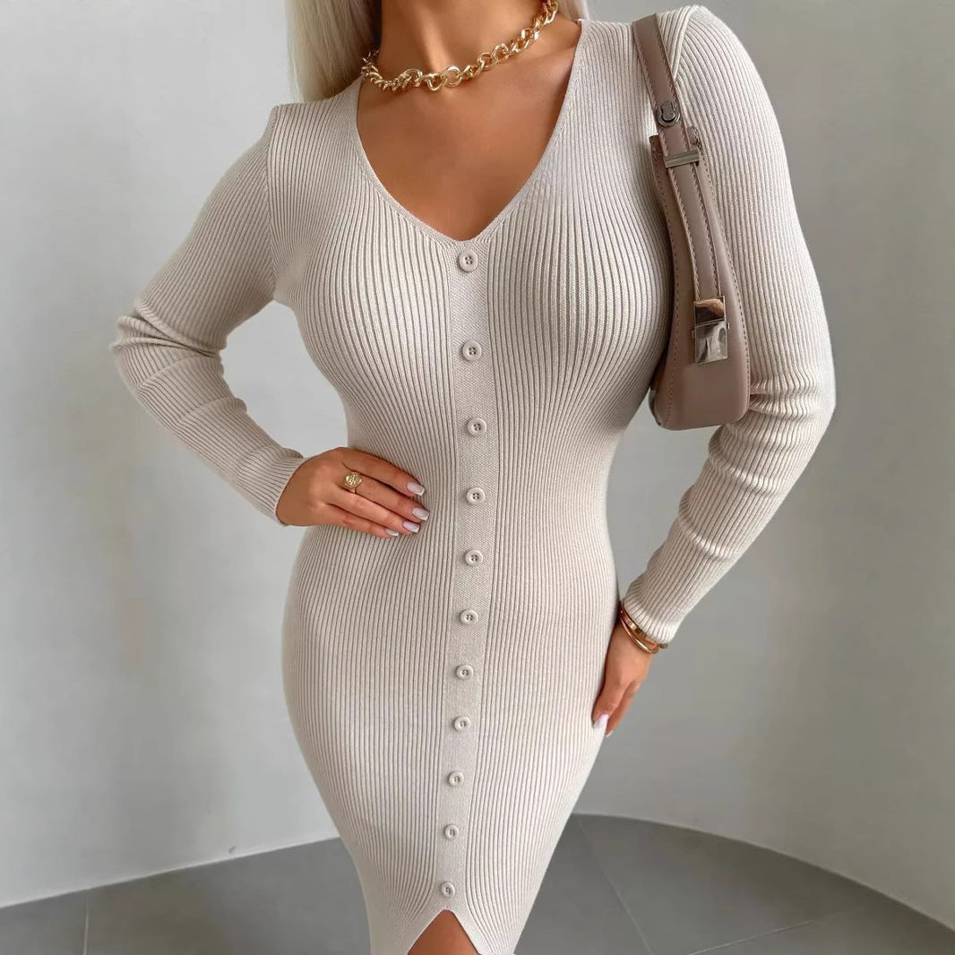 Damen Strickkleid mit hohen Knopfdetails und tiefem V-Ausschnitt Drune