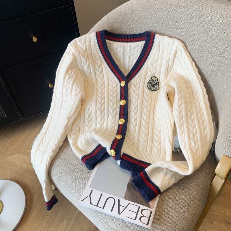 Damen Grobstrick-Cardigan mit dekorativen Knöpfen und sportlichem Streifenmuster Drune