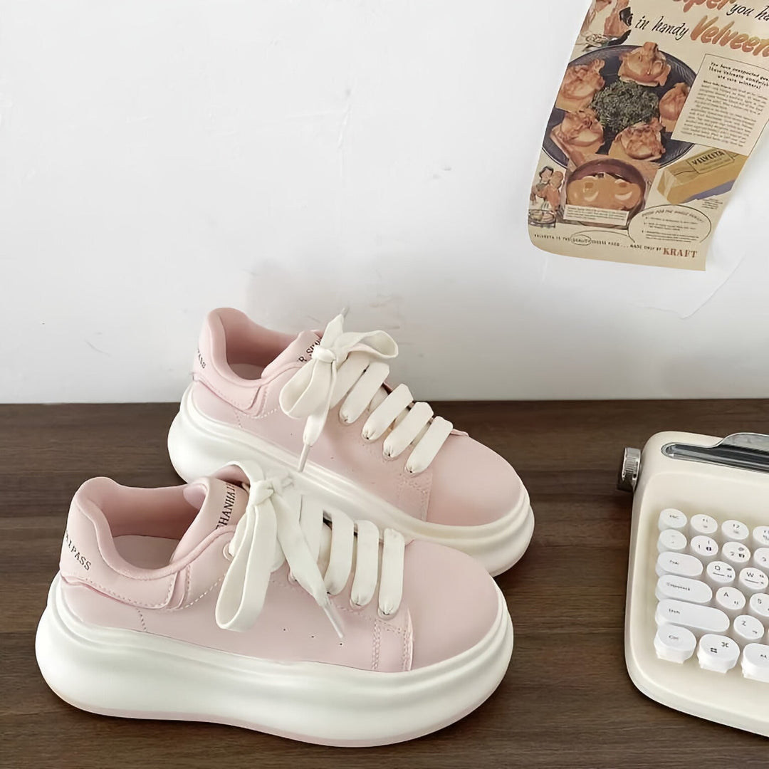 Damen Trendige Plateau-Sneaker mit eleganten Details Drune