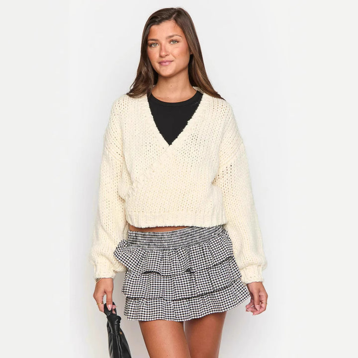 Damen kuscheliger Strickpullover mit modernem Wickeldesign Drune