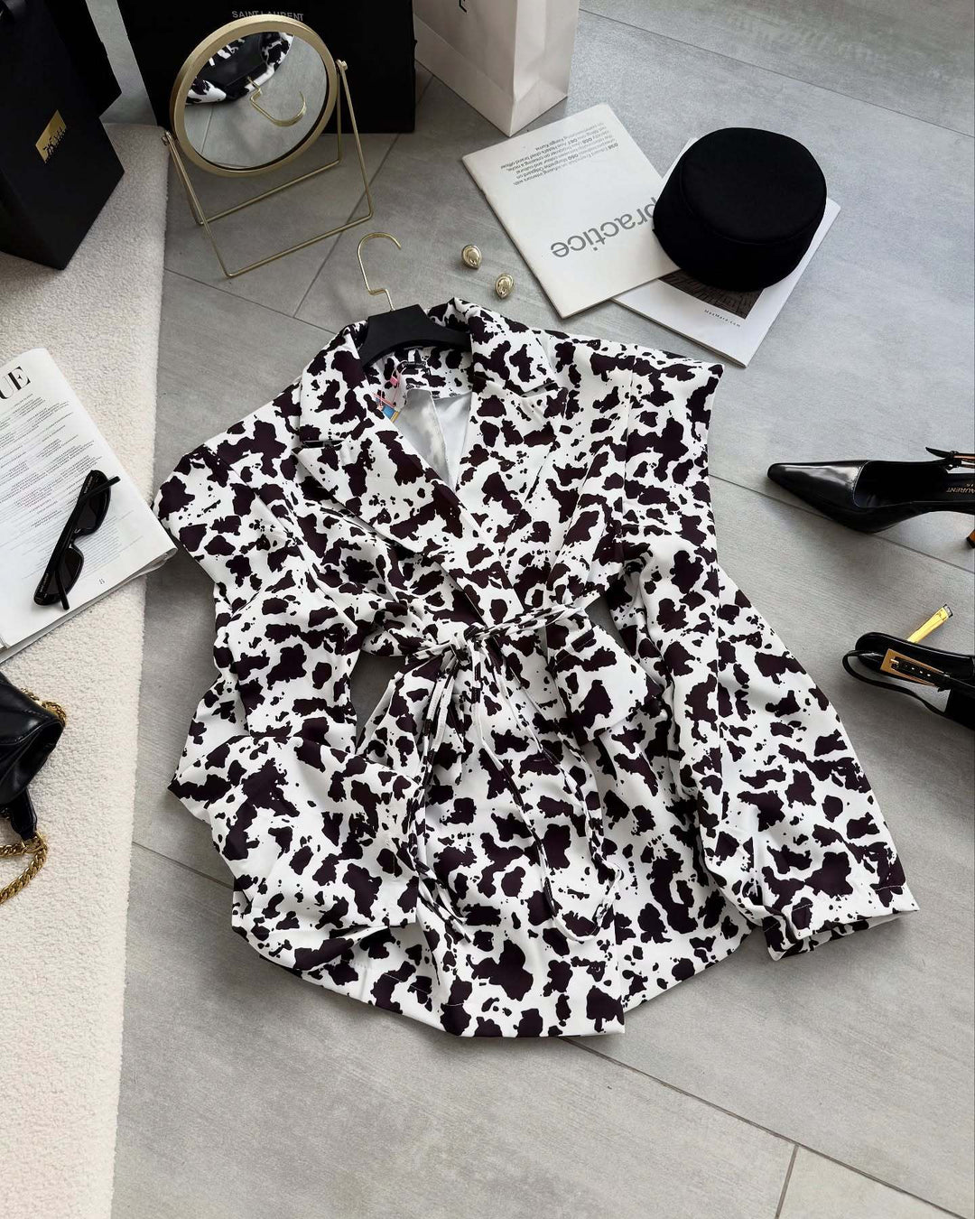 Damen Klassische Bluse mit dekorativem Bindeband und modischem Fleckenmuster Drune
