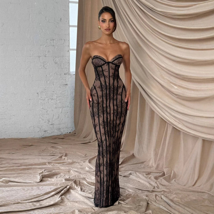 Damen Elegantes Spitzenabendkleid mit taillierter Silhouette und satinierter Unterlage Drune