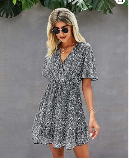 Damen lässiges Wickelkleid mit eleganten Rüschendetails Drune