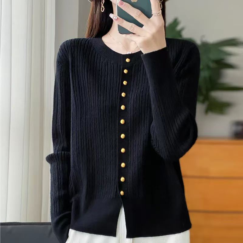 Damen Strickjacke mit goldenen Knöpfen Drune