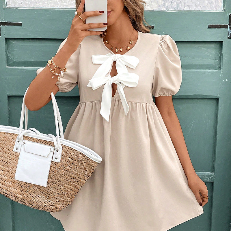 Damen verspieltes Mini-Kleid mit Rüschen und Schleifendetail Drune