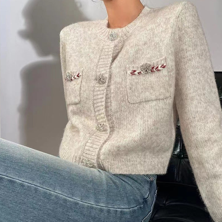 Damen elegante Strickjacke mit dezentem Knopfdesign und Taschen Drune