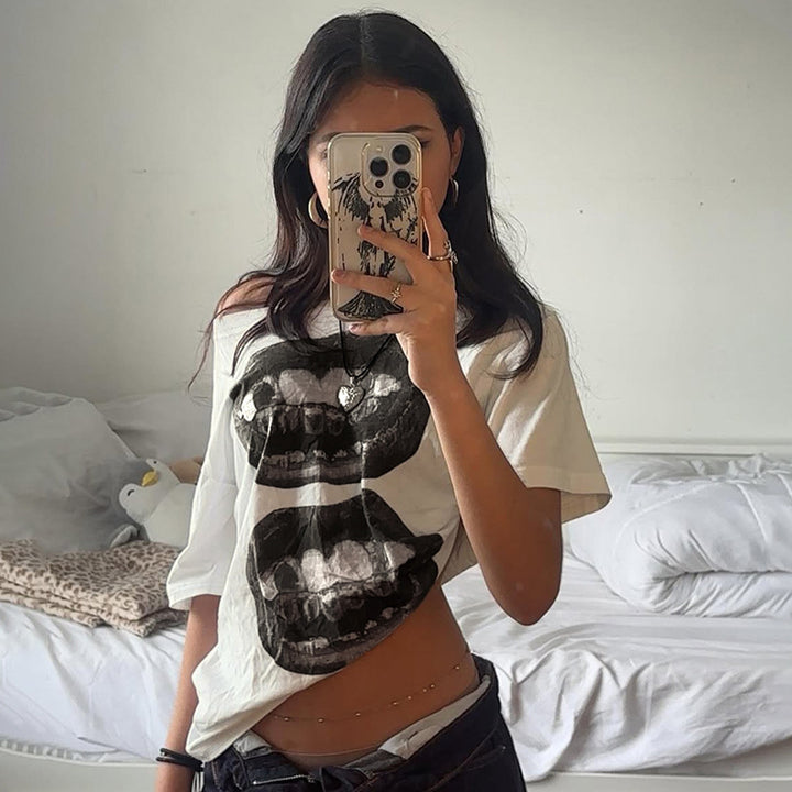 Damen lässiges T-Shirt mit glänzendem Kreuzdesign und großzügigem Ausschnitt Drune