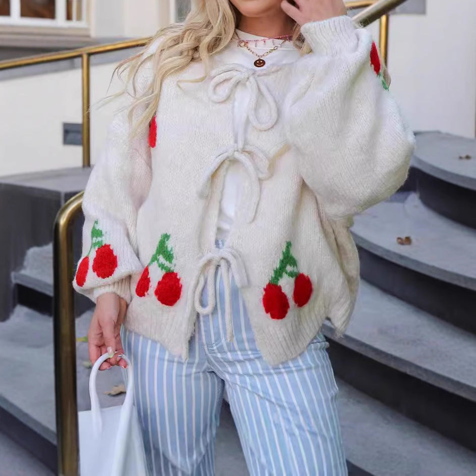 Damen lässige Strickjacke mit verspieltem Kirschmotiv und modernem Kordelzug Drune