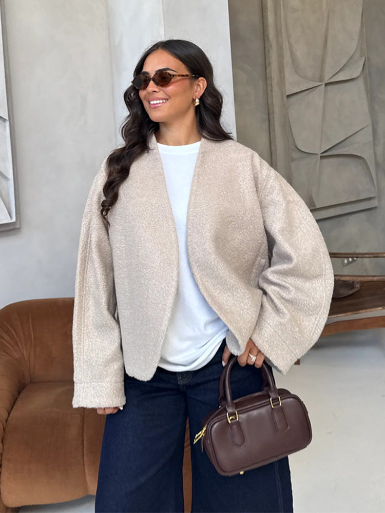 Damen oversized Wolljacke mit eleganten Detail Drune