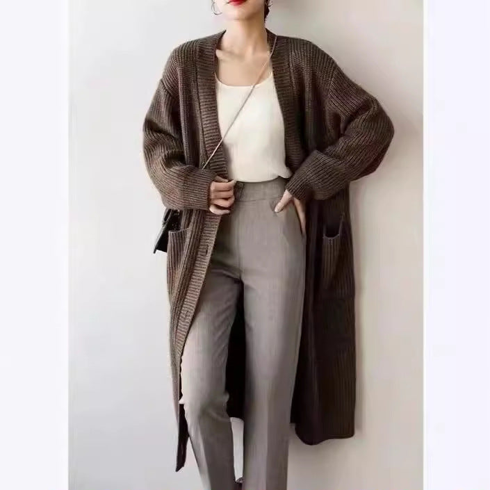 Damen Langer Strickcardigan mit aufgesetzten Taschen und Knopfverschluss Drune