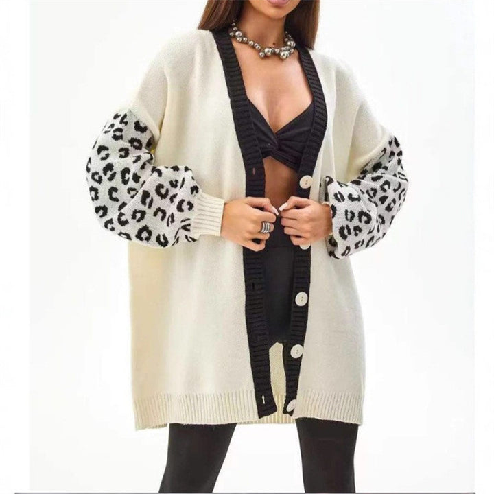 Damen Grobstrick Cardigan mit Leopardenmuster und Knopfdetaillierung Drune
