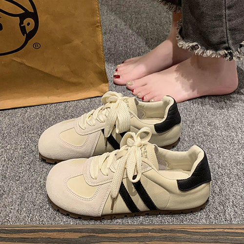 Damen Retro-inspirierte Wildledersneaker mit sportlichem Profil Drune