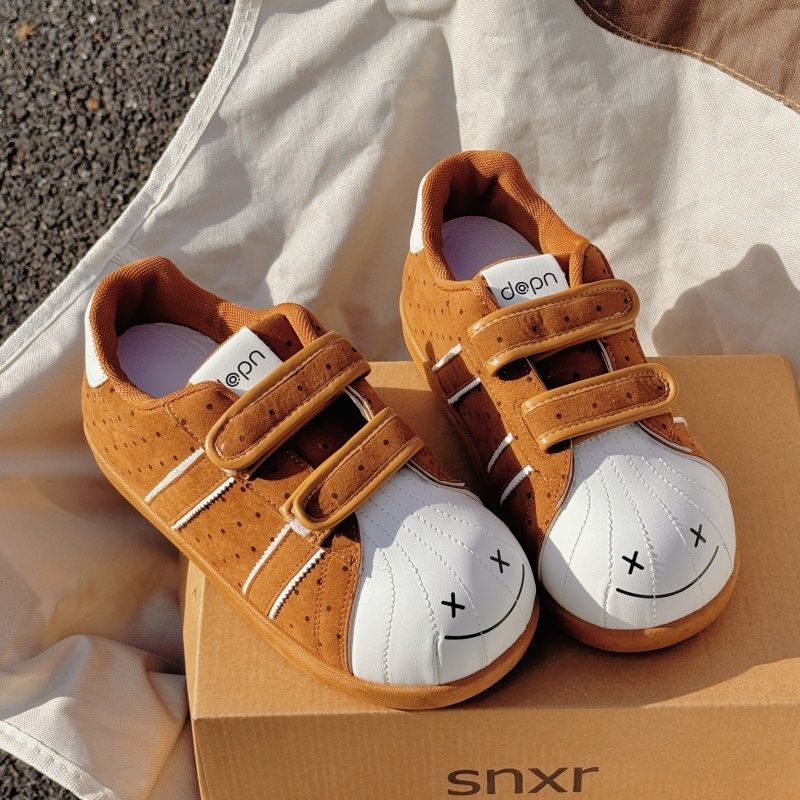 Damen Sneaker mit doppelt verstellbarem Klettverschluss und weichem Innenfutter Drune