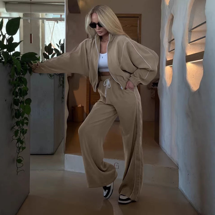 Damen schicke Sportjacke und weite Jogginghose im modernen Look Drune