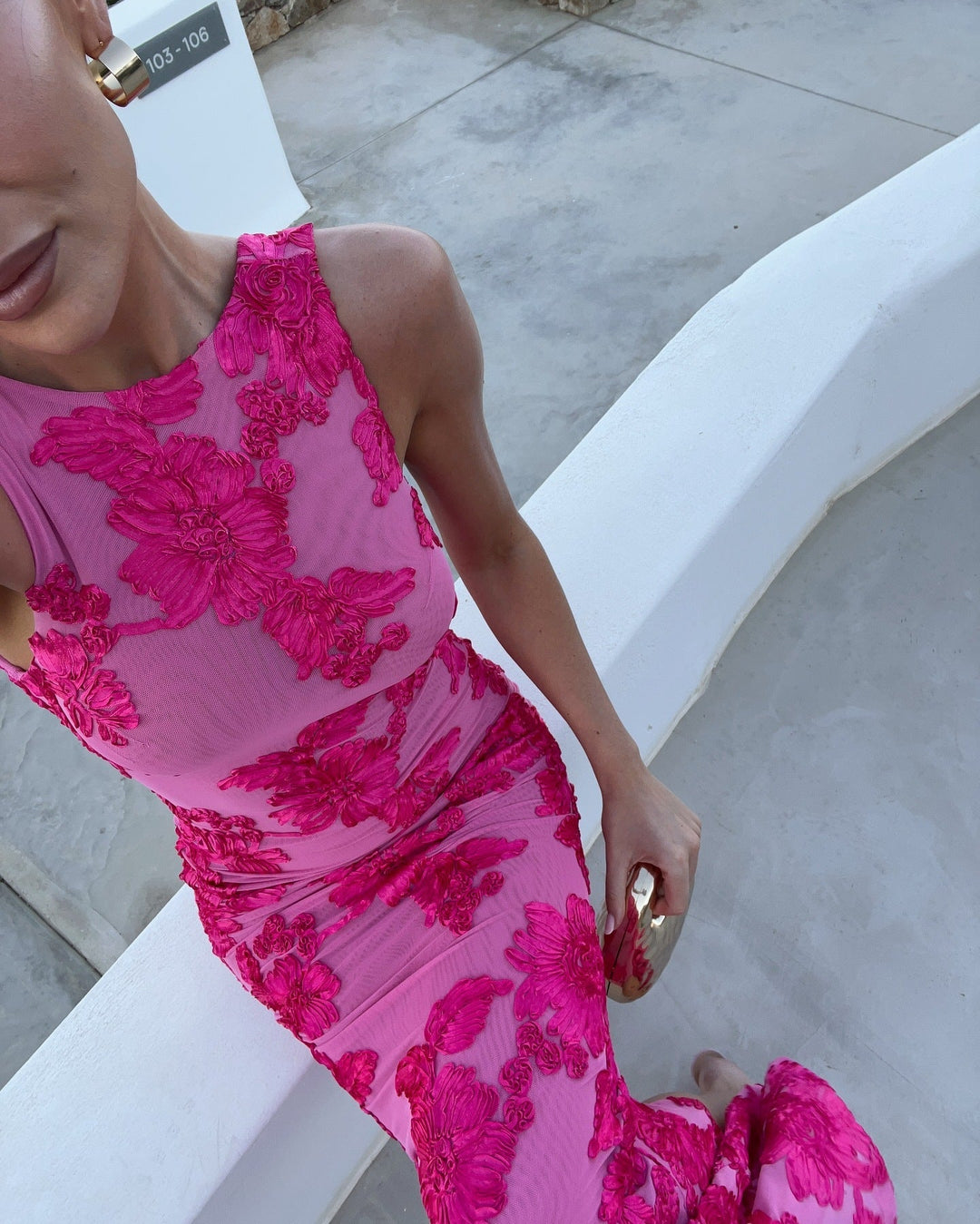 Damen Maxi-Kleid mit floralem 3D-Stickdesign und figurbetonter Silhouette Drune