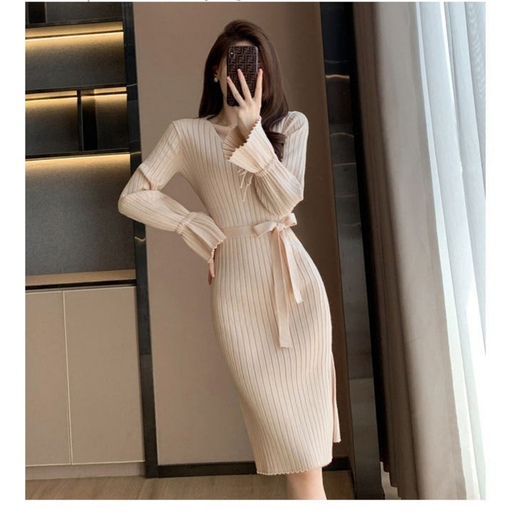Damen Strickkleid mit schickem Gürtel und Rüschendetails Drune