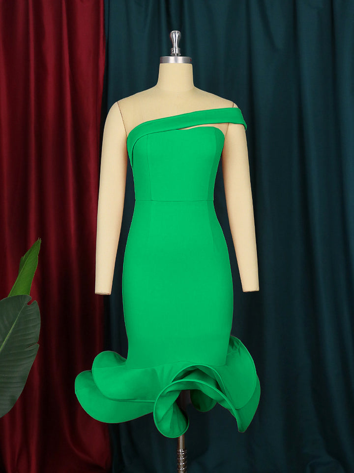 Damen elegantes Cocktailkleid mit asymmetrischem Ausschnitt und voluminösem Saum Drune