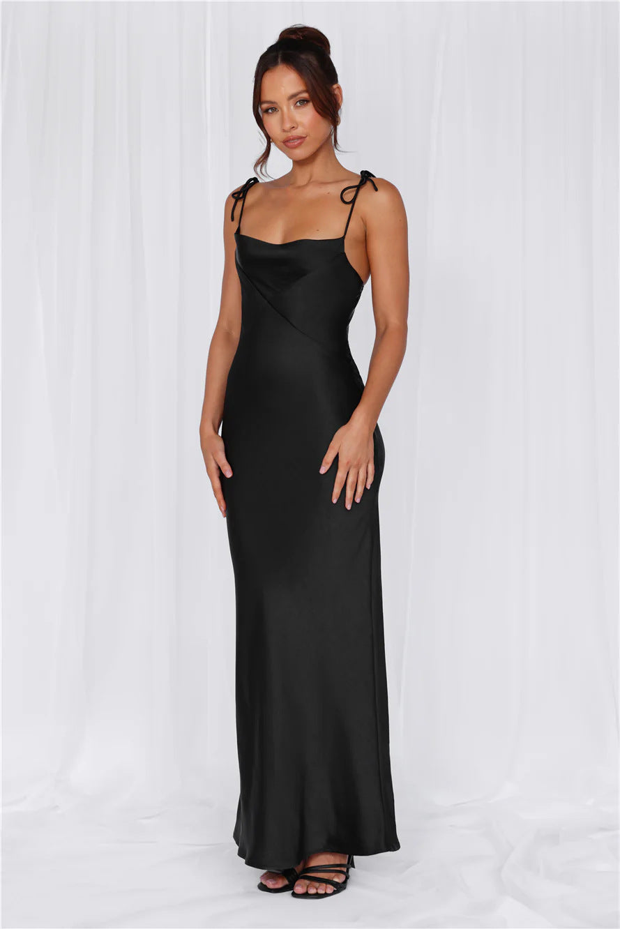 Damen Langabendkleid mit zarten Spaghettiträgern und eleganter Silhouette Drune