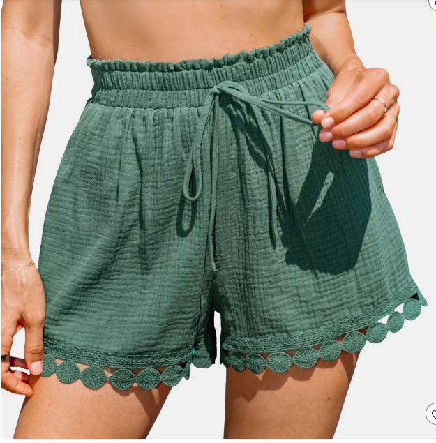Damen lockere Short mit elastischem Bund und dekorativem Häkelabschluss Drune