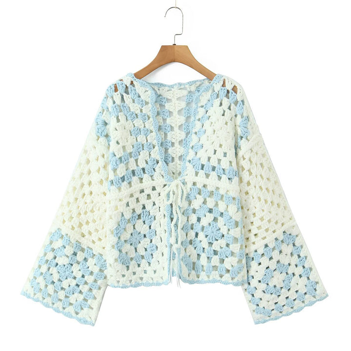 Damen Häkeljacke mit traditionellen Motiven und lässigem Schnitt Drune