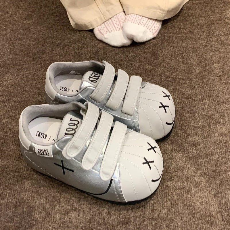 Damen Sneakers mit praktischem Klettverschluss und verspieltem Design Drune