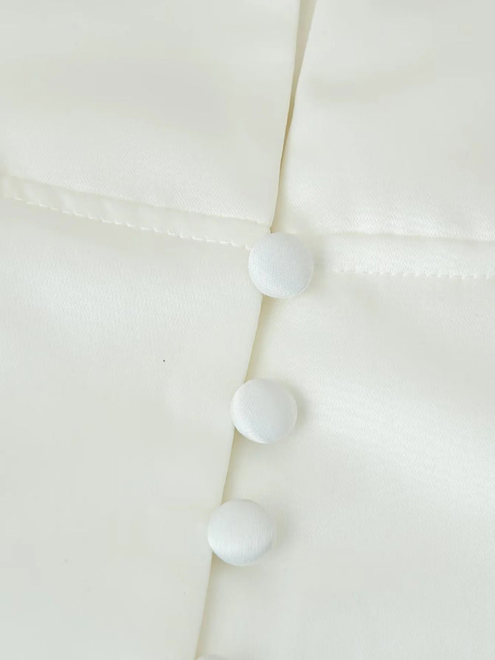 Damen taillierte Bluse mit modernen Knopfdetails und Stehkragen Drune
