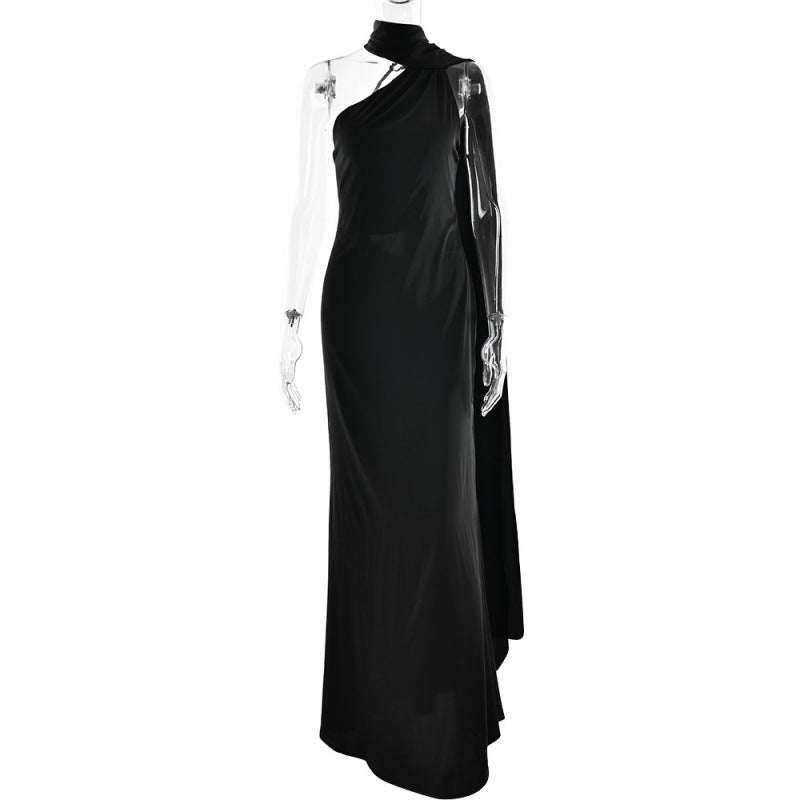 Damen Elegantes asymmetrisches Abendkleid mit schmalem Schnitt und raffinierten Details Drune