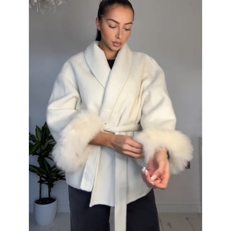 Damen elegante Kapuzenjacke mit Kunstpelzbesatz Drune