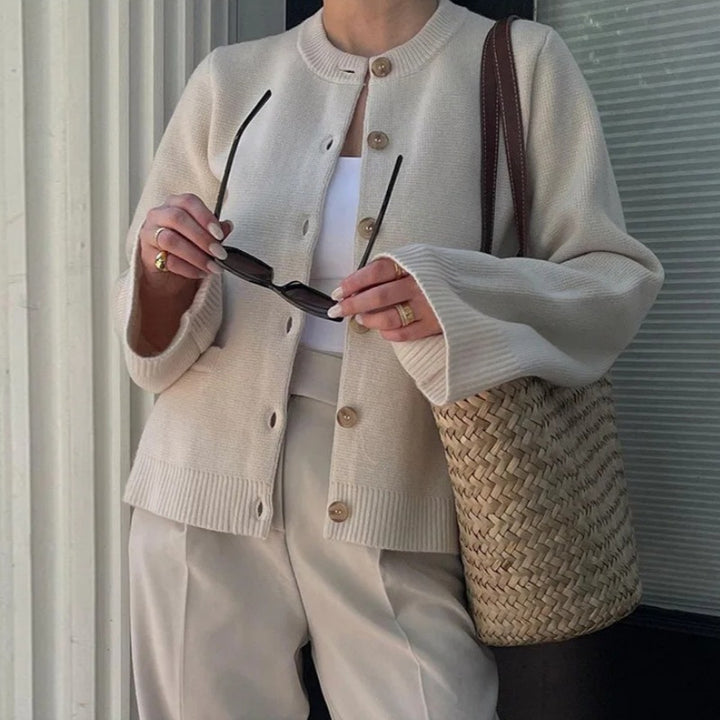 Damen Elegante Strickjacke mit weitem Schnitt und Knopfdetails Drune