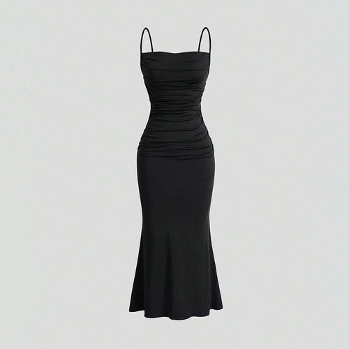 Damen Maxikleid mit eleganten Raffungen und schulterfreien Trägern Drune